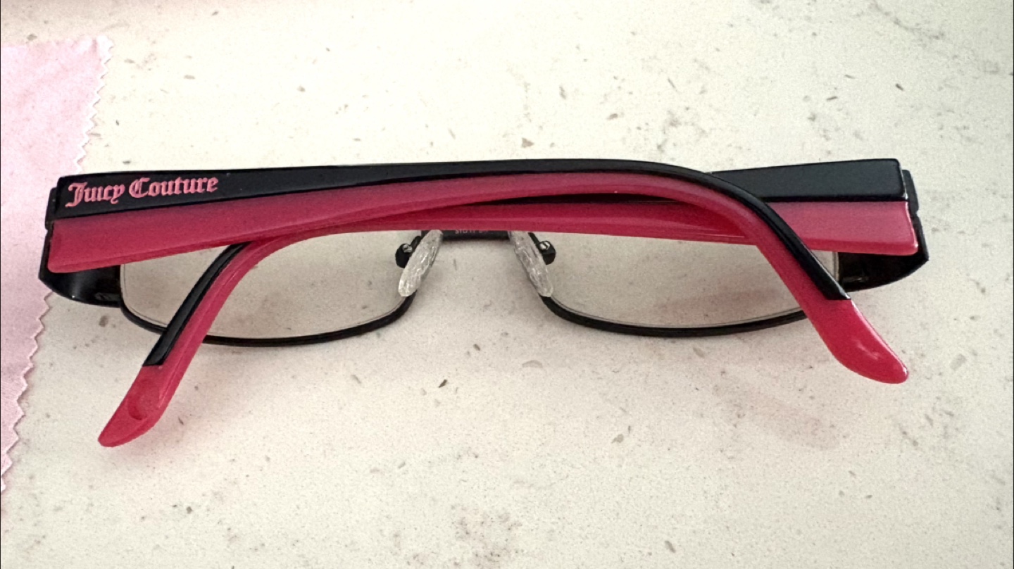 Juicy Couture Glasses with Case - Brand New - photo 4