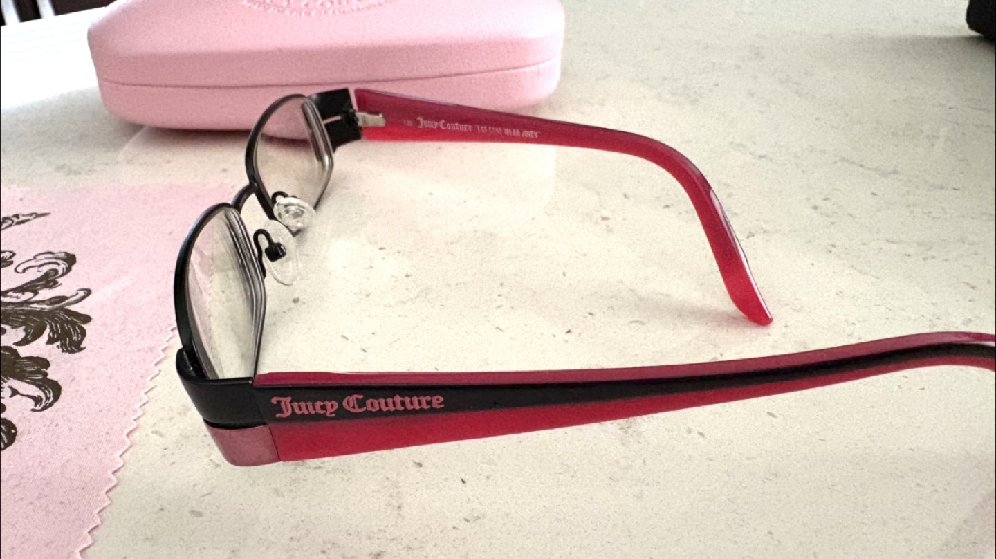 Juicy Couture Glasses with Case - Brand New - photo 3