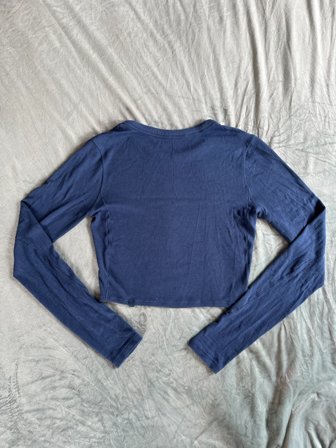 Lululemon Cropped Hold Tight Long Sleeve - photo 2