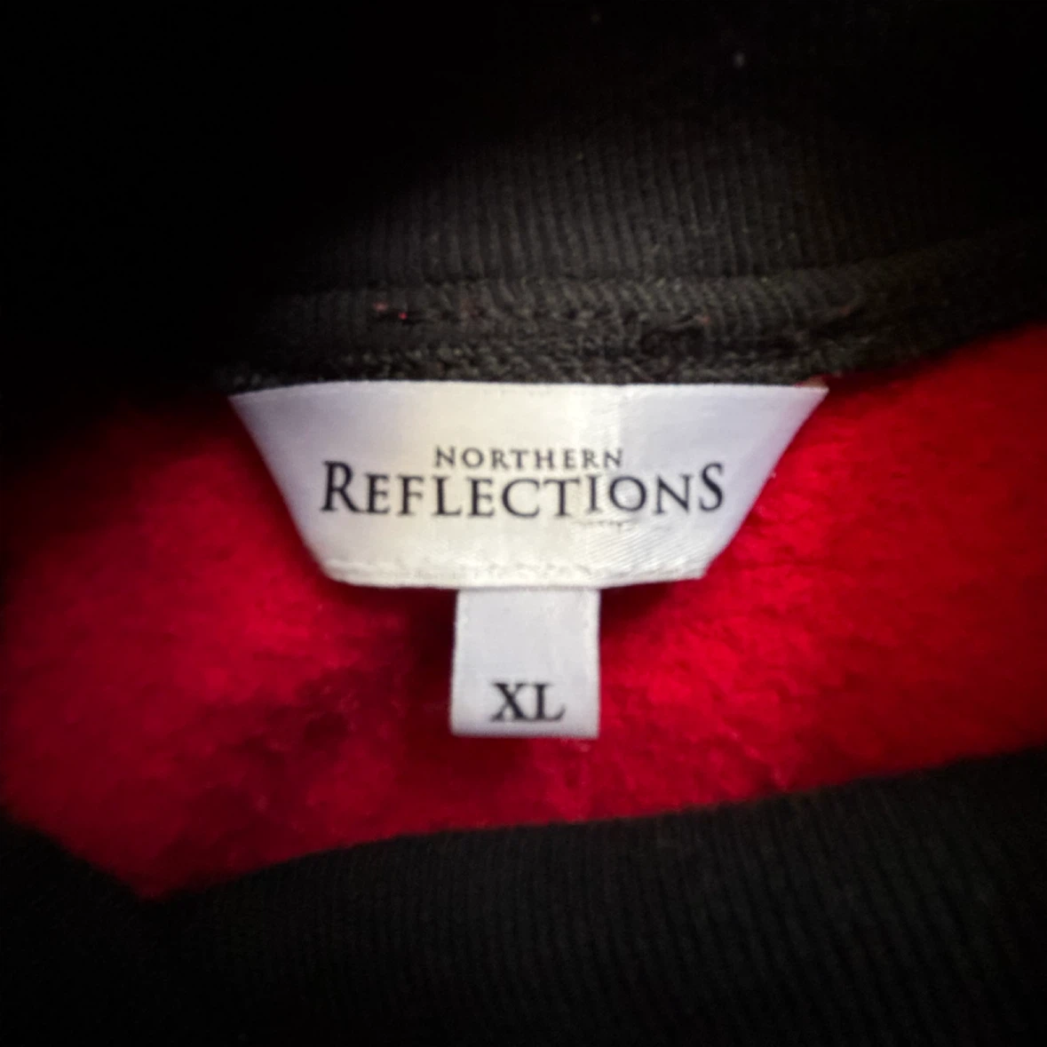 Northern Reflections - Cardinal Sweatshirt - *Size Women XL* - photo 3