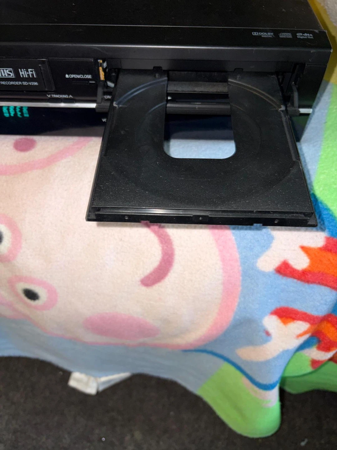 Toshiba SD-V296 DVD Player and VCR Combo - photo 5