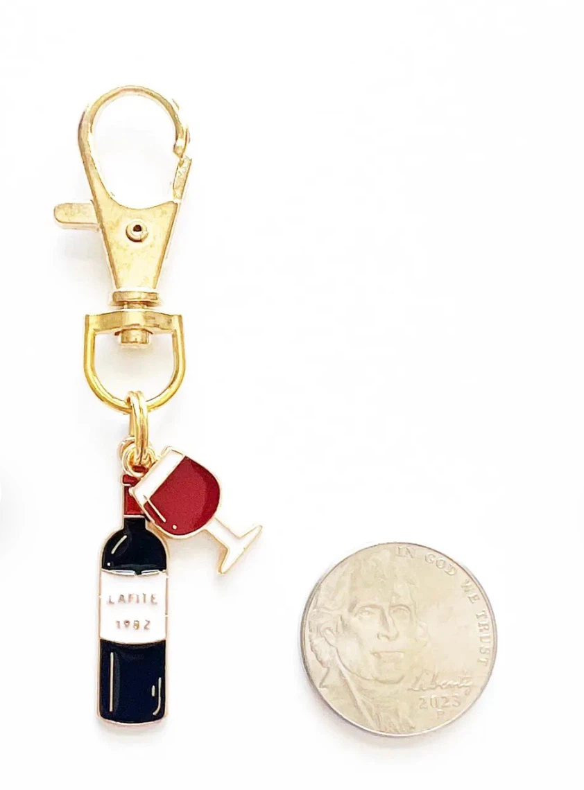 New Lafite 1982 Wine Bottle and Glass Charm Keychain - photo 3