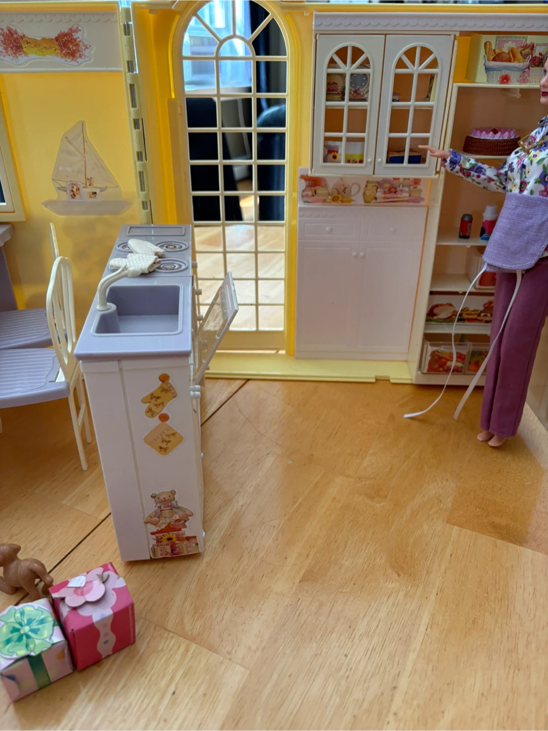 Barbie Happy Family Kitchen Playset - photo 2
