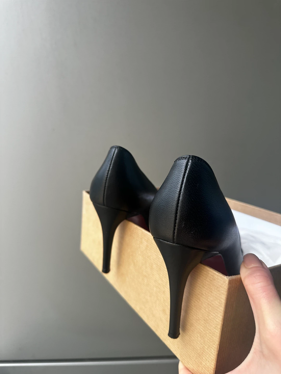 Christian Louboutin size 38.5, 85 mm black leather heels - photo 3