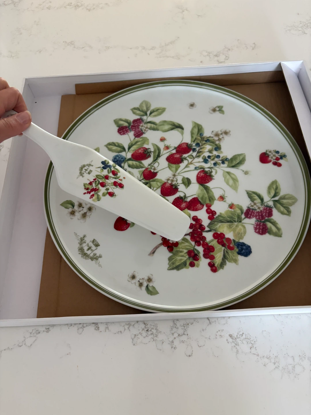 Easy Life Design Berry Pattern Cake Set - photo 4