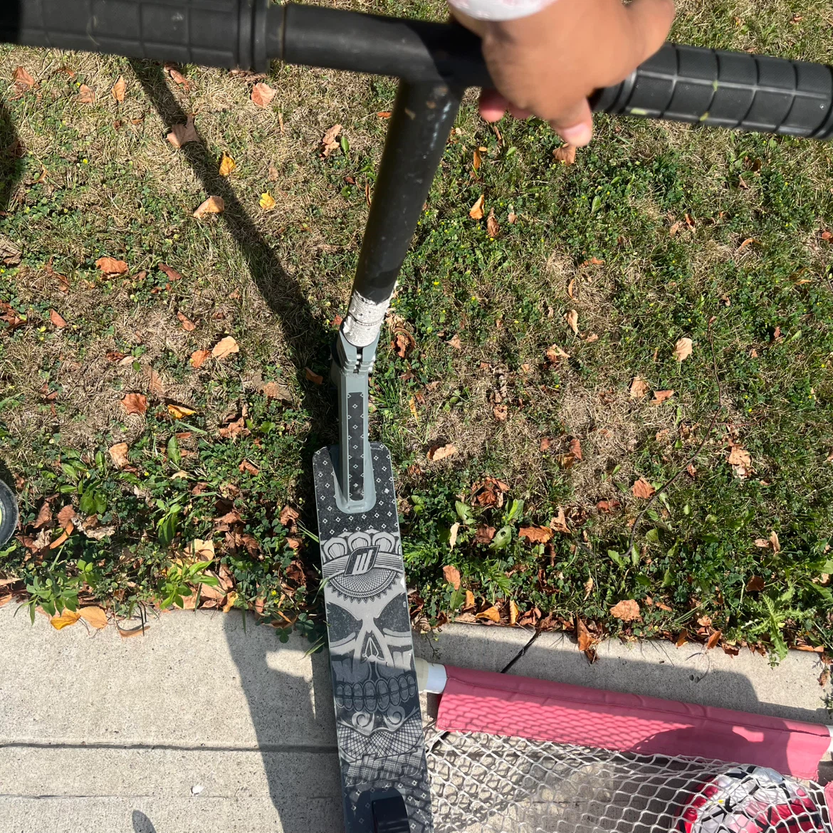 Black kids scooter