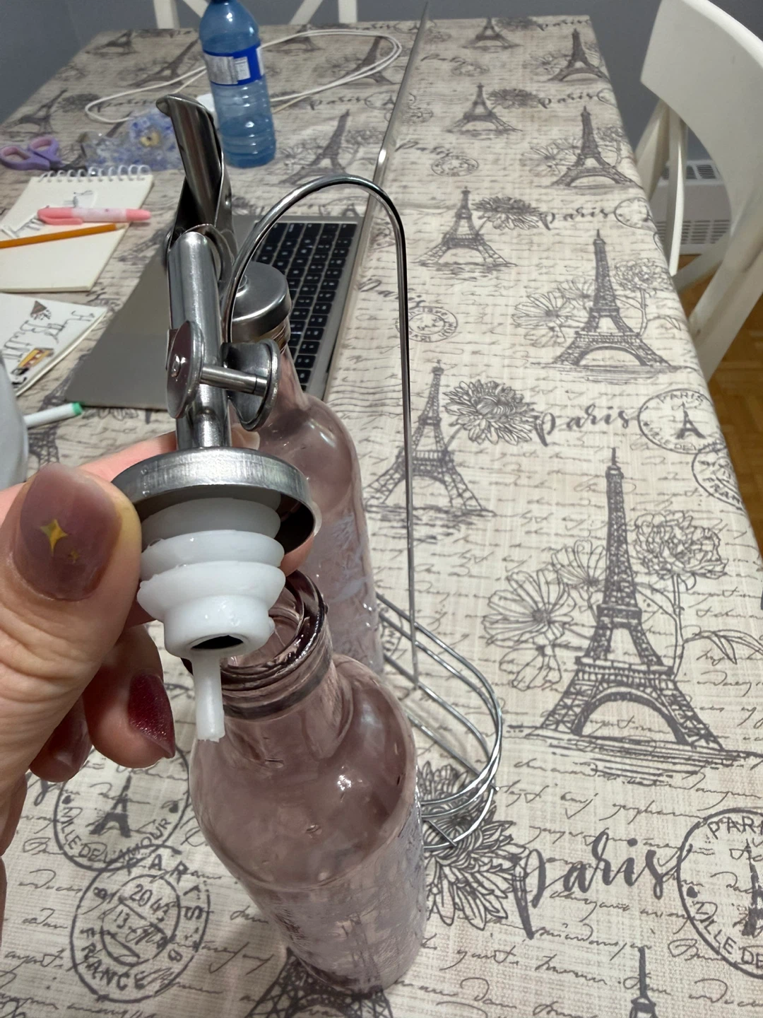 Set of Two Pink Glass Oil and Vinegar Dispensers - photo 3