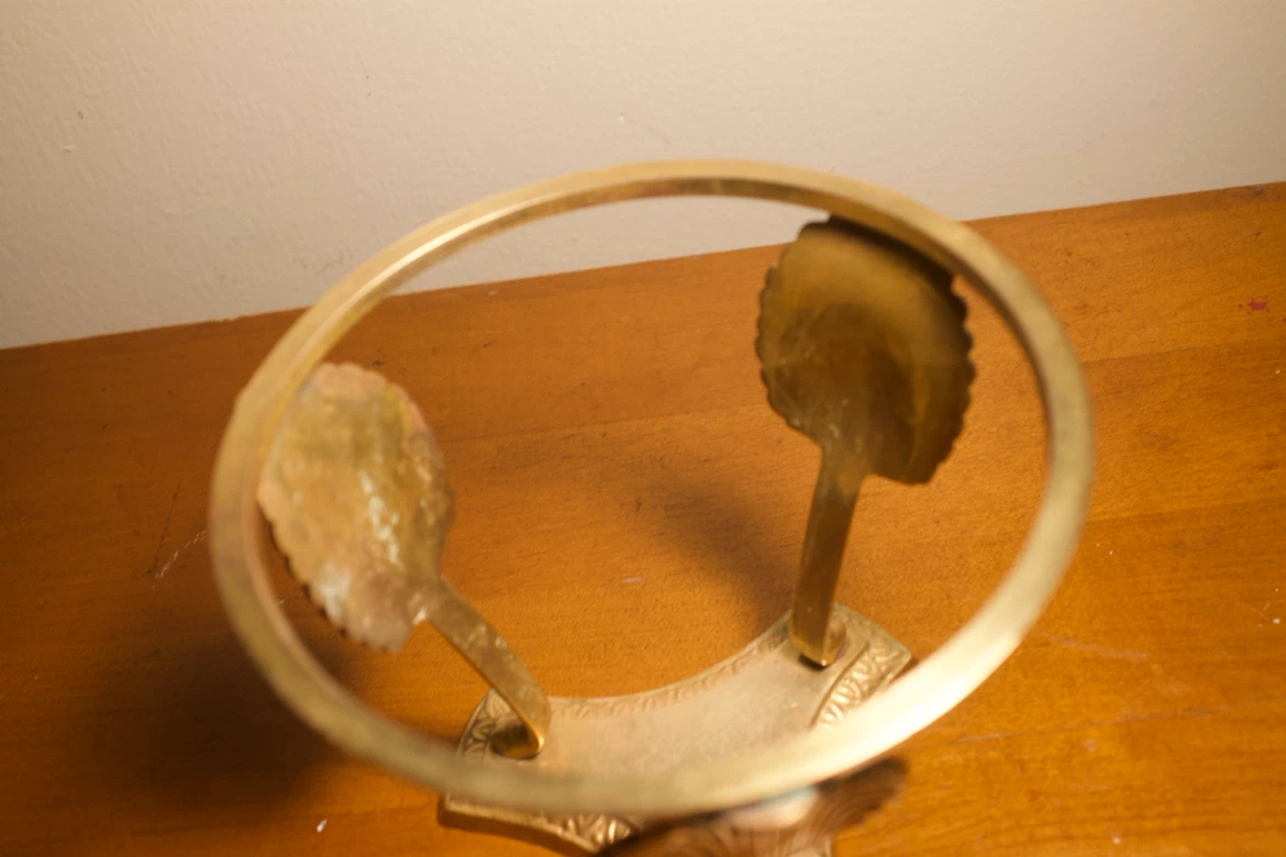 Brass Seashell Potpourri Stand with Bowl - photo 3