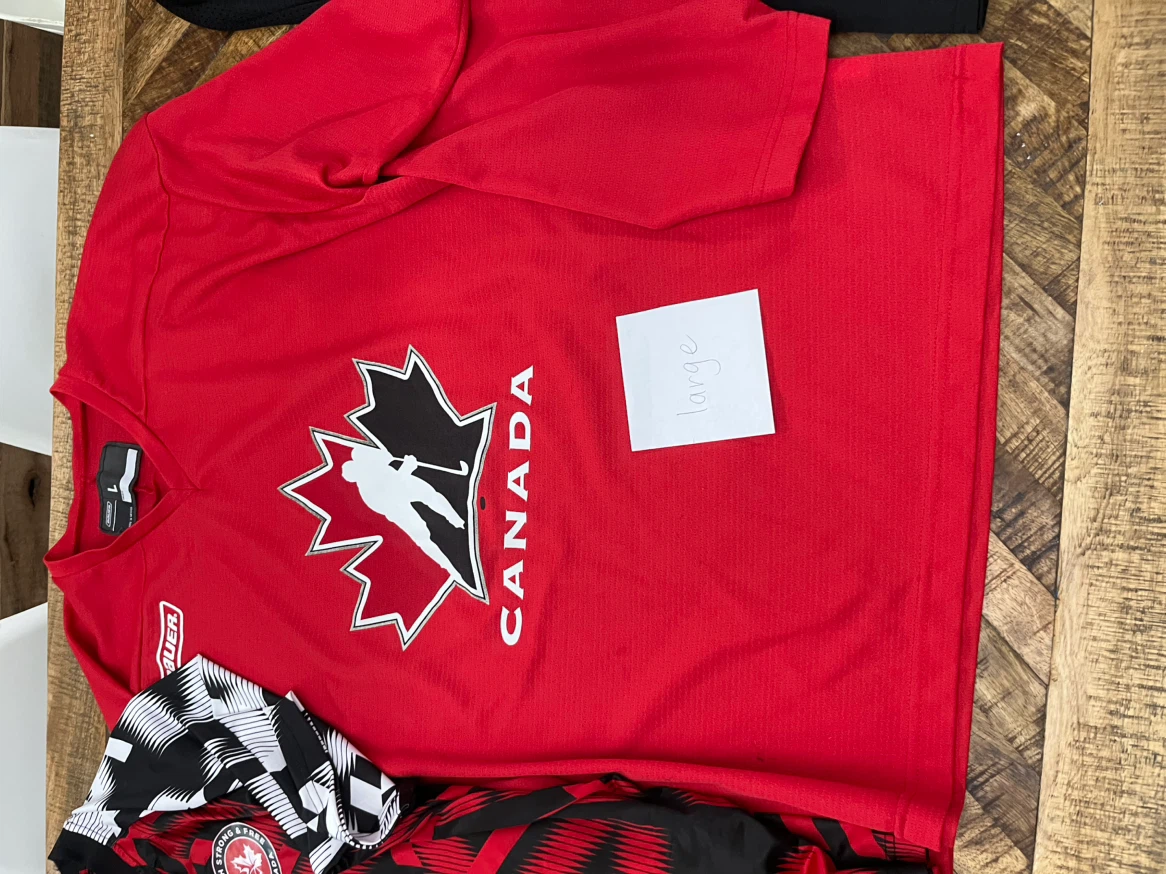 Assorted Sports Team Apparel - photo 3