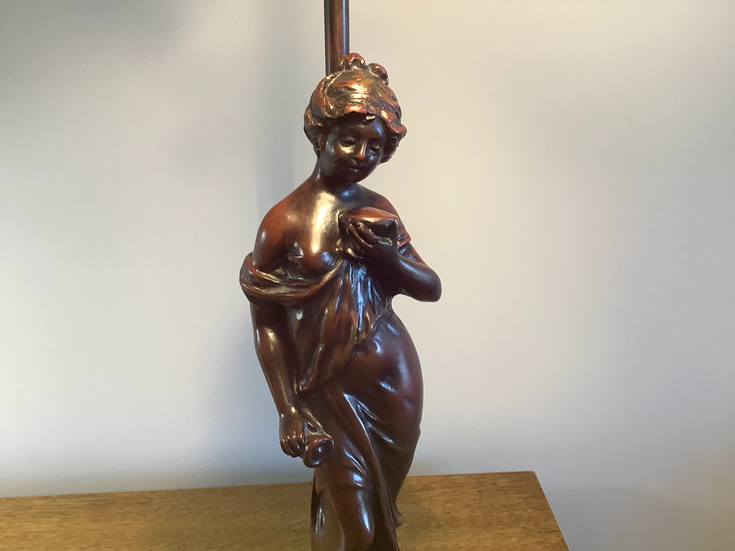 Vintage Signed Moreau Figural Table Lamp 🐞 - photo 3