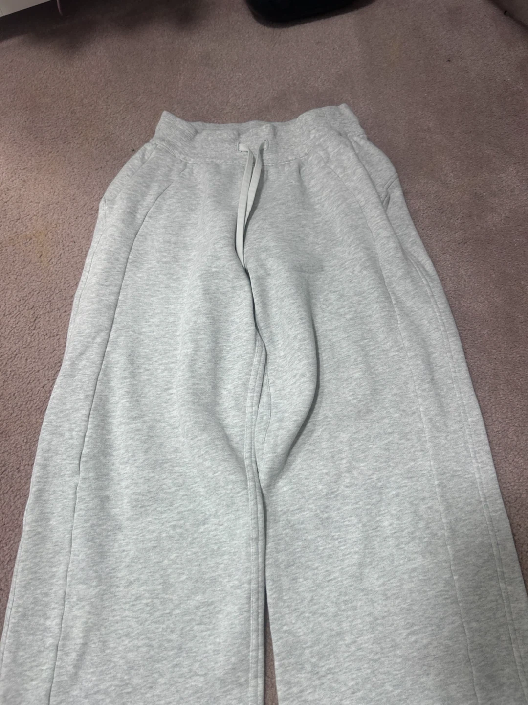 Lululemon Grey Hoodie and Sweatpants Set - photo 2