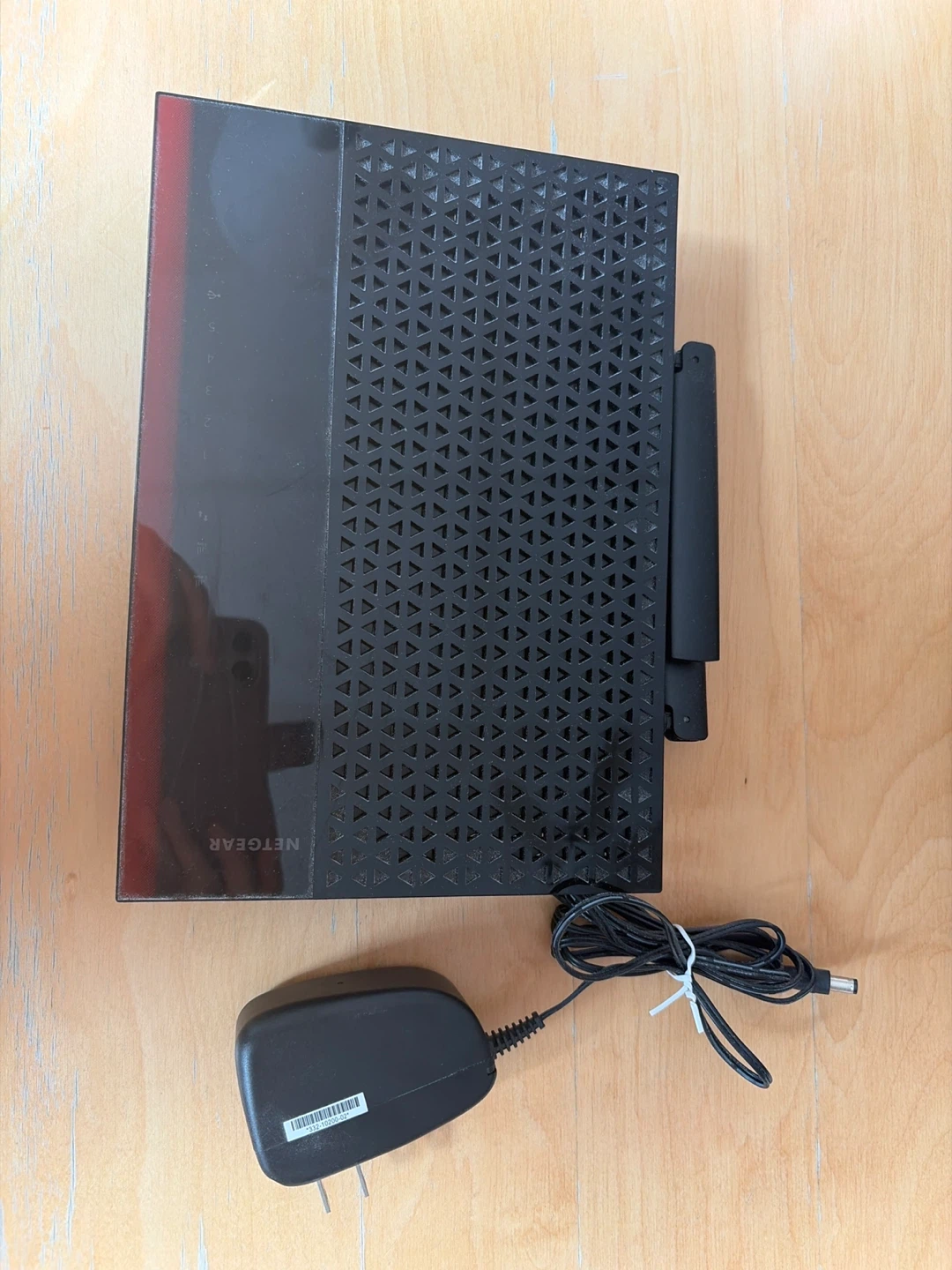 NETGEAR WiFi range extender w AC Adapter