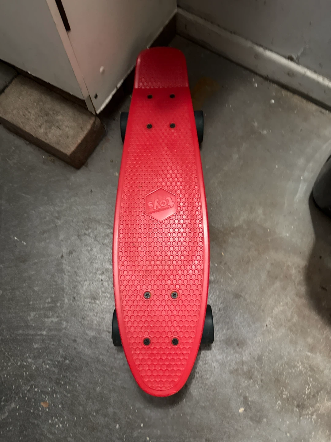 Red Skateboard - photo 3