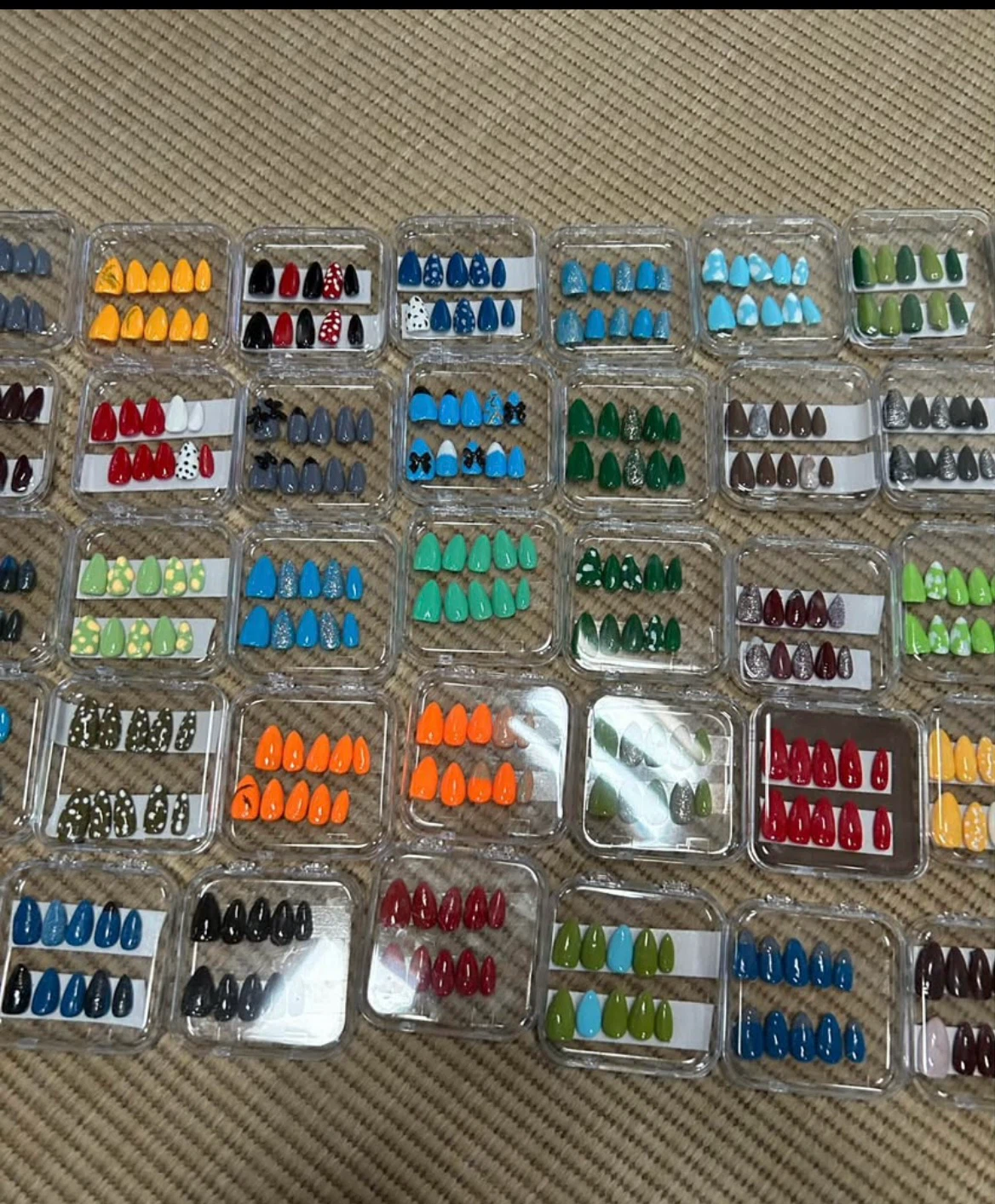 Press On Nails Home Crafted Nails Reusable North York - photo 2