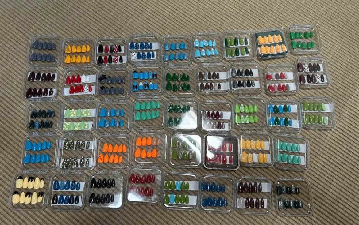 Press On Nails Home Crafted Nails Reusable North York - photo 4