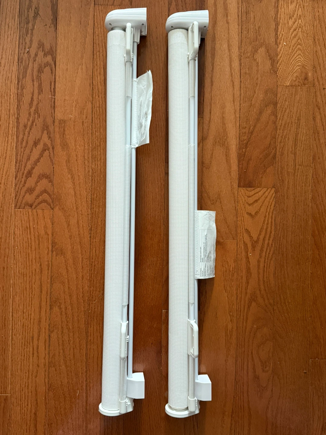 2 BabyBond Retractable Safety Gates