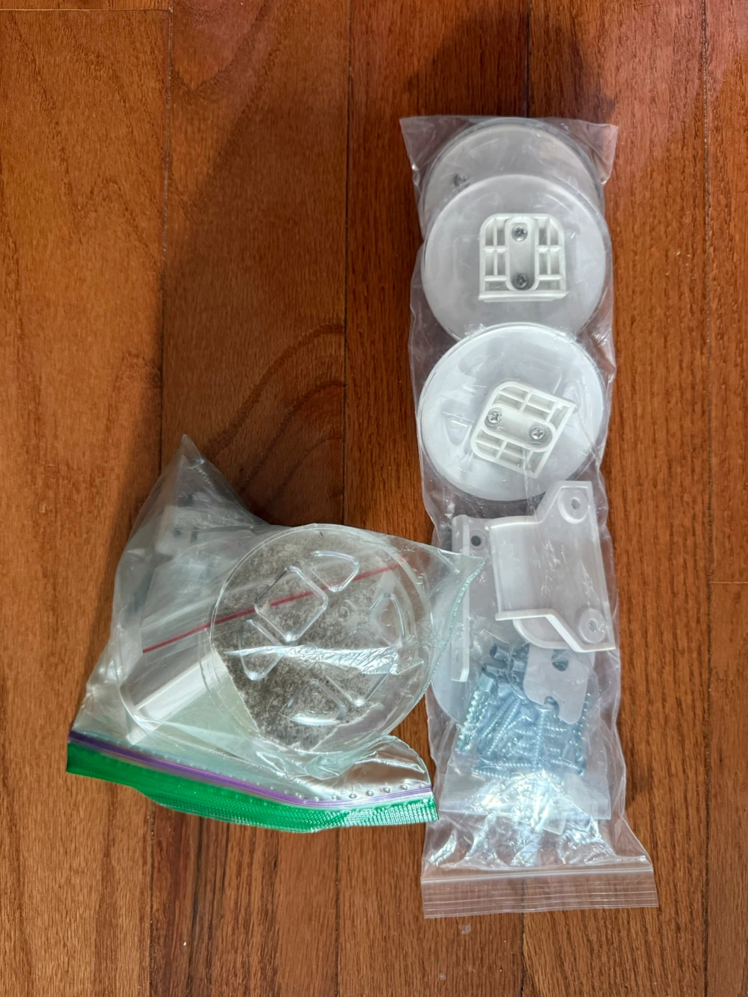 2 BabyBond Retractable Safety Gates - photo 5