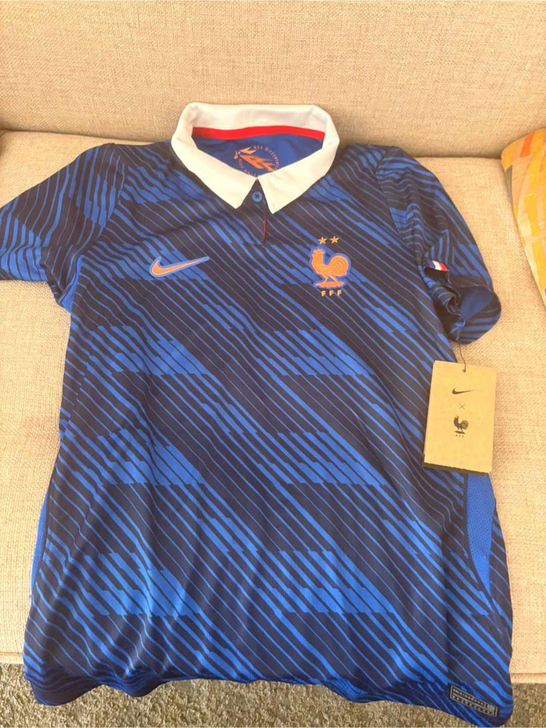 Women’s XS Nike France National Team Football Jersey