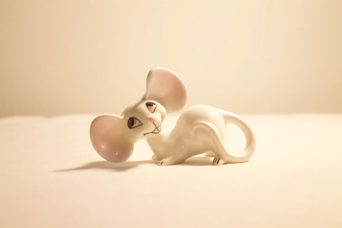 Vintage Bone China Mouse Bobblehead Kitsch Style