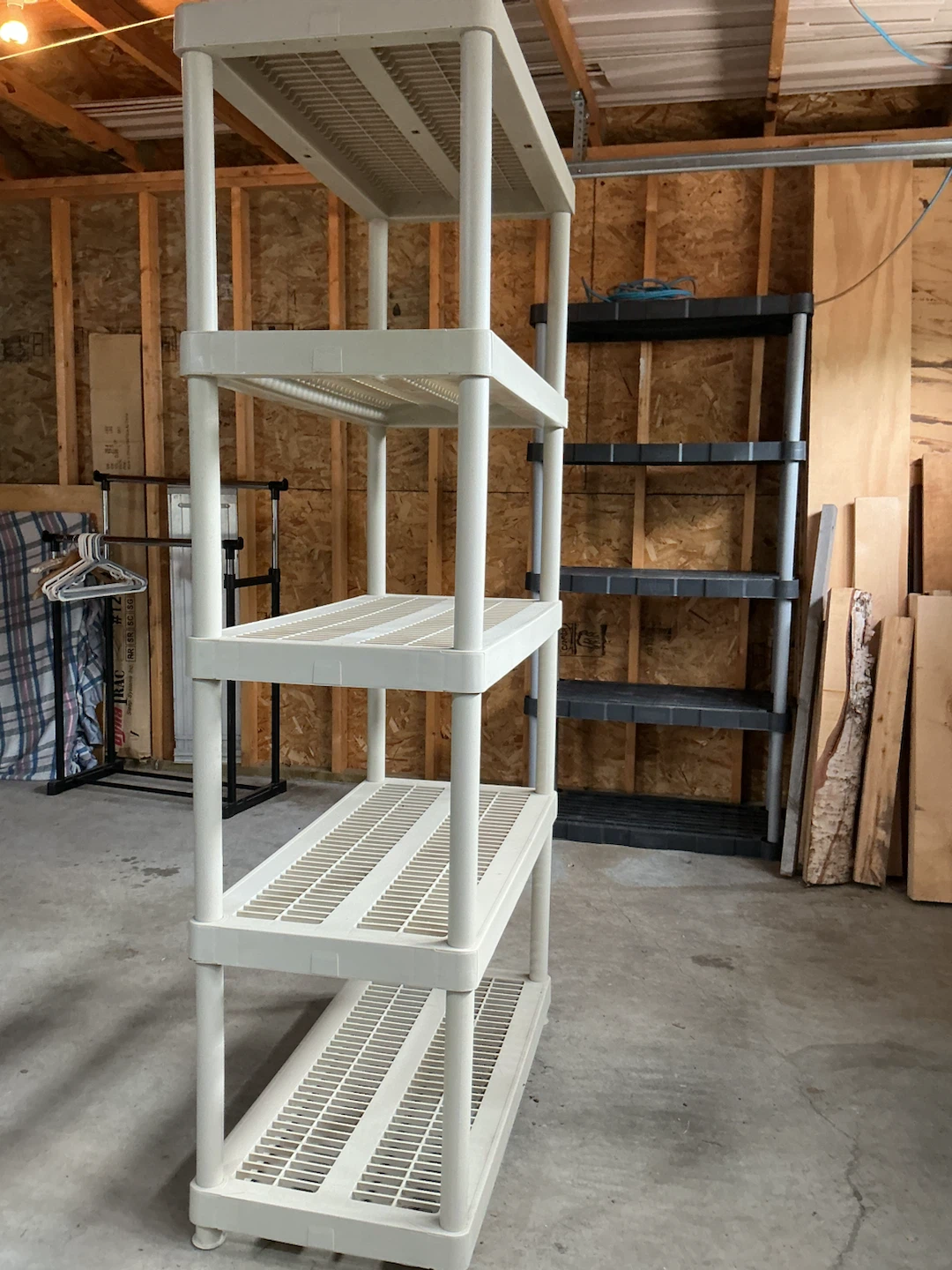 Plastic 5-Tier Shelving Unit - photo 2