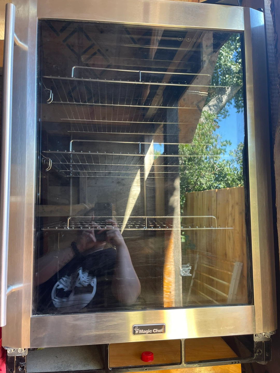 Magic Chef Beverage Cooler