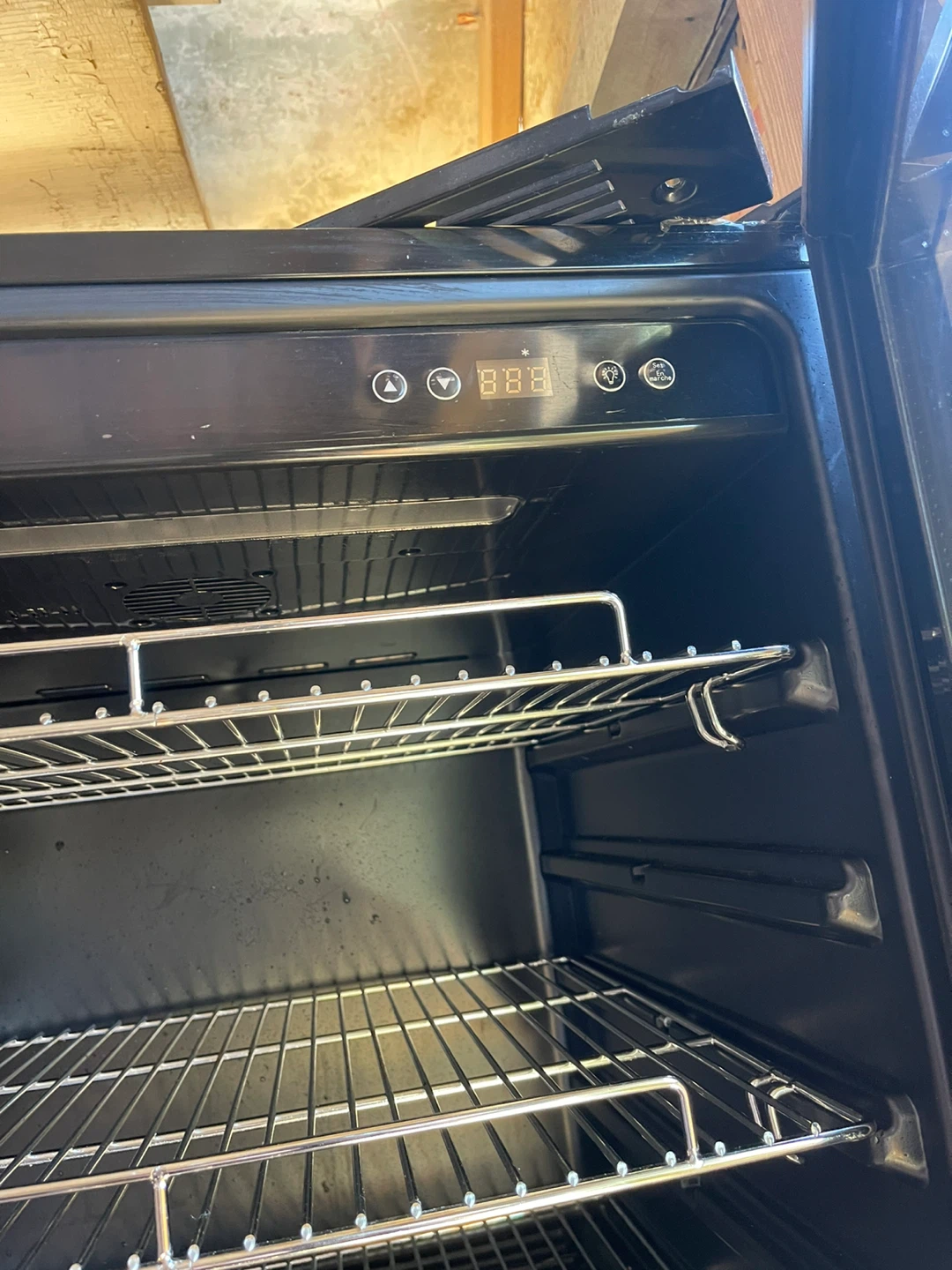 Magic Chef Beverage Cooler - photo 3