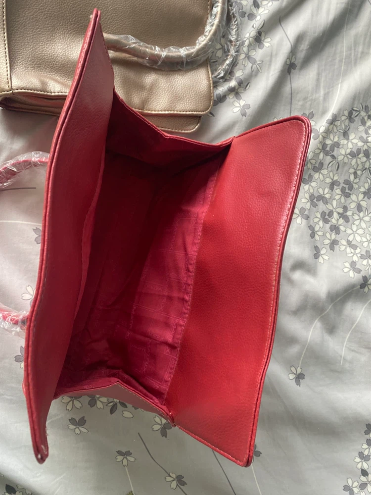 Two Handbags - Gold and Red - photo 2