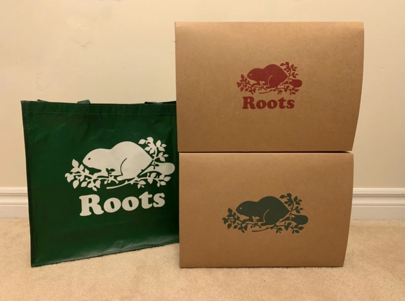 NEW! Viktor & Rolf, LeSportsac, Roots, Pandora Gift Packaging - photo 3