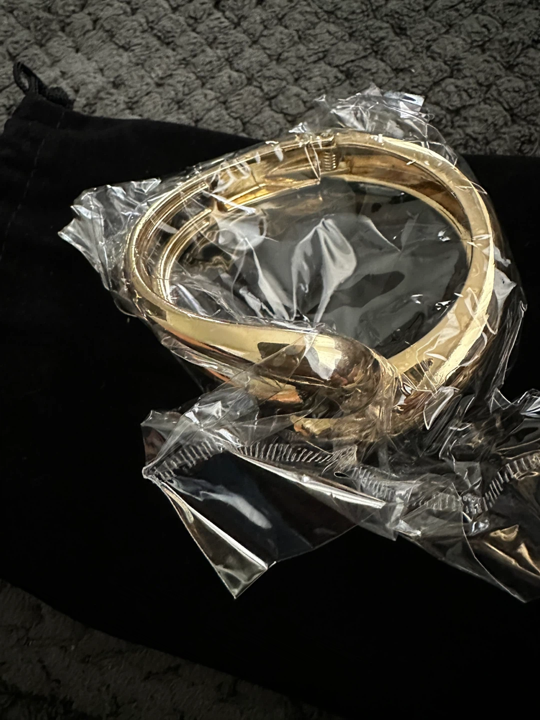 Gold-Tone Metal Hinged Bangle Bracelet - photo 2
