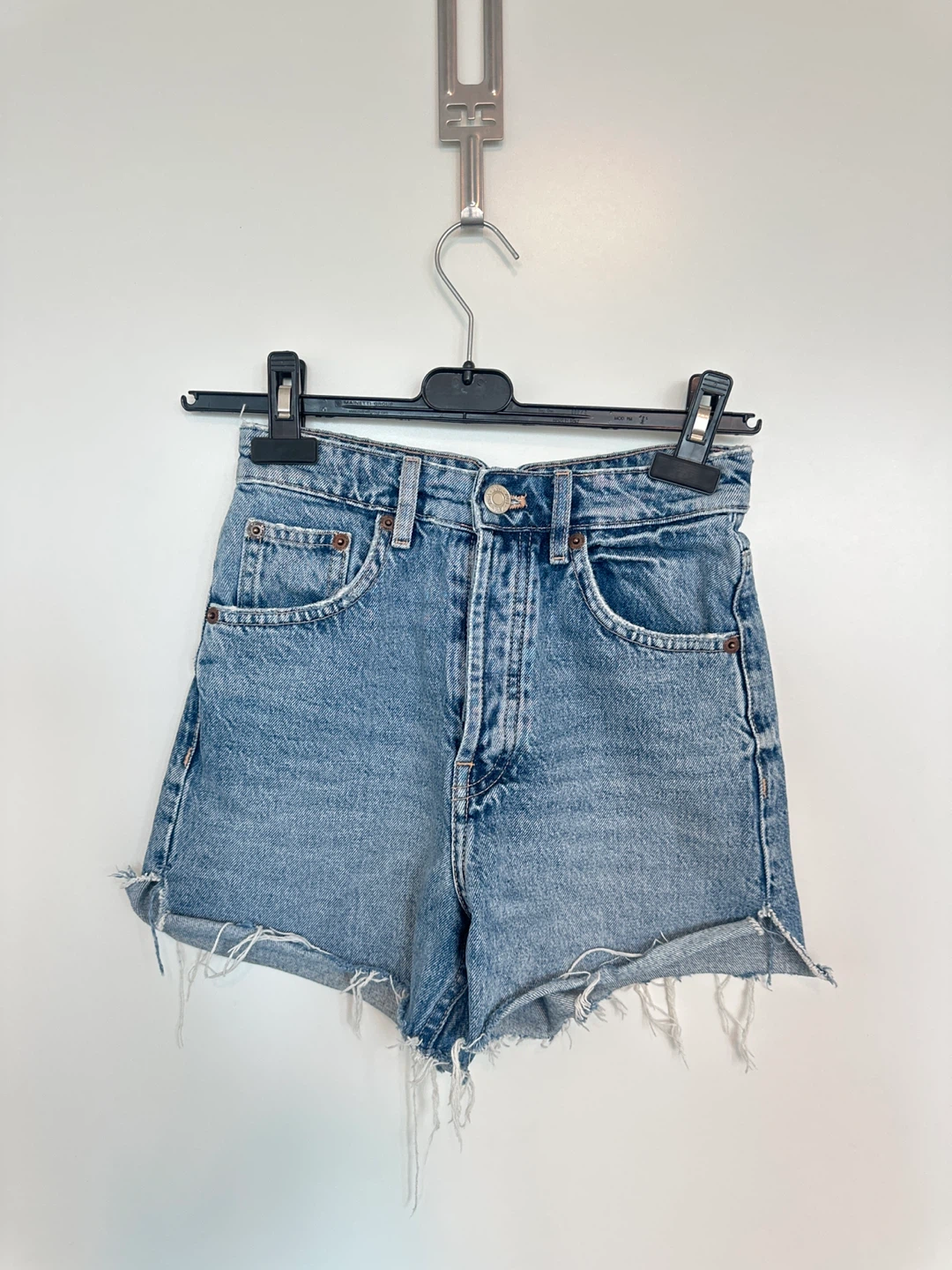 Zara Denim Shorts Size 0 high waisted