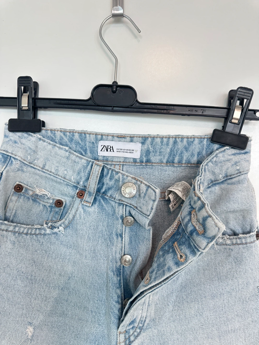 Zara Distressed Denim Shorts - photo 3
