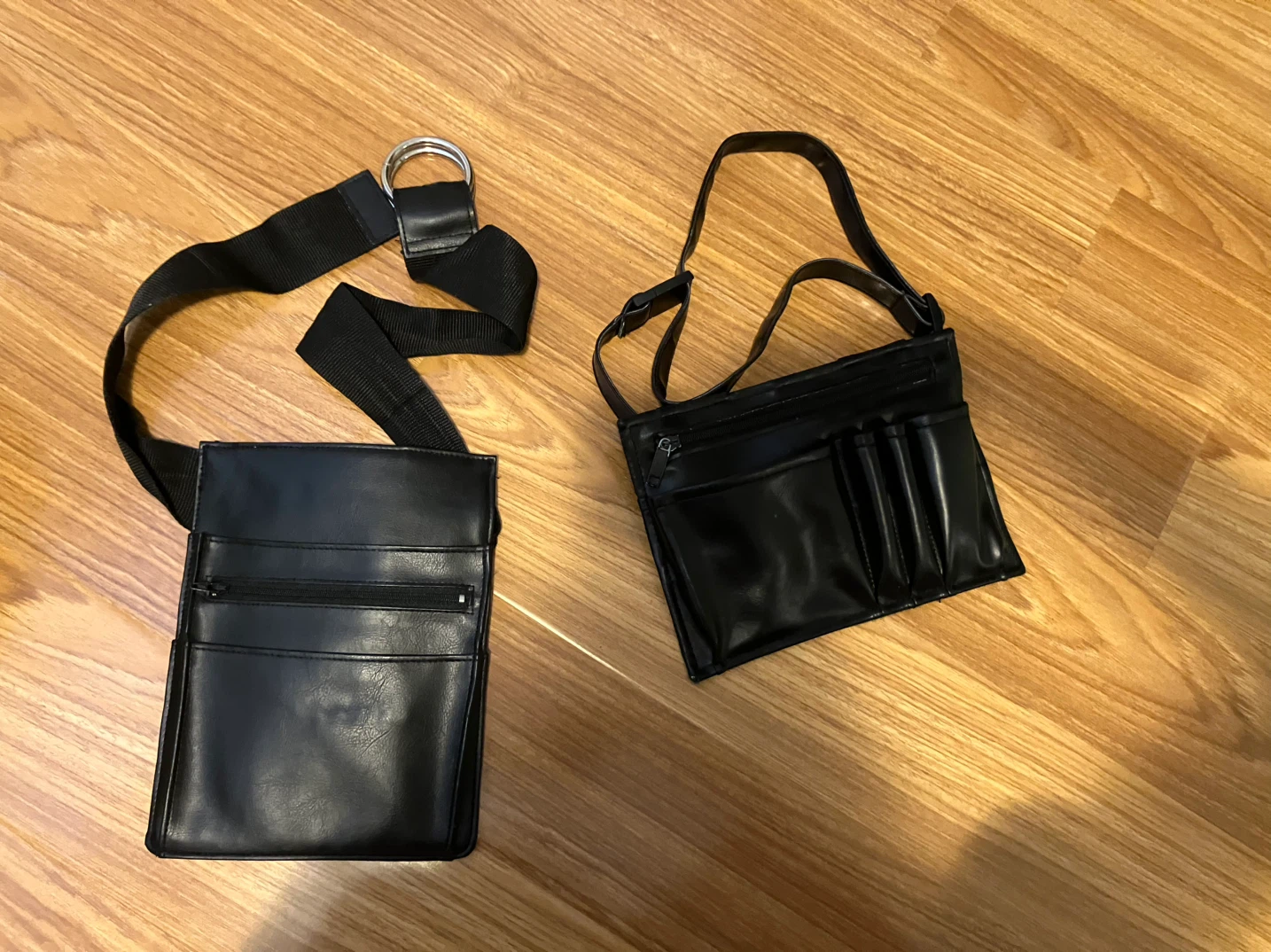 Server’s pouches or fanny packs