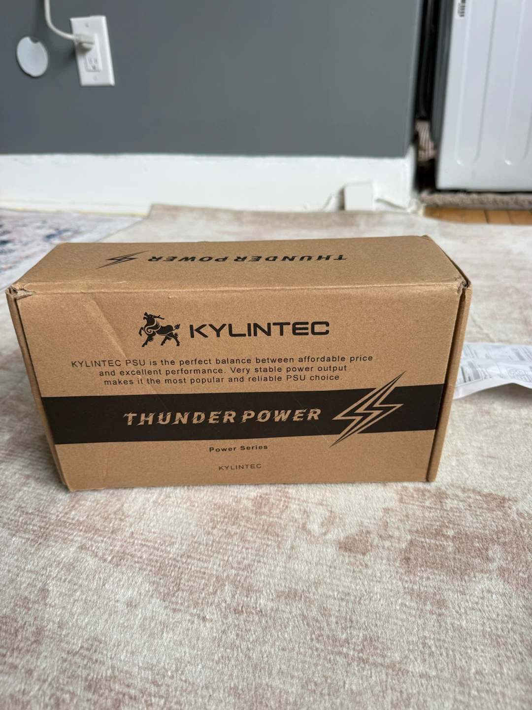 Kylintec Thunder Power KY-700W PSU - photo 3