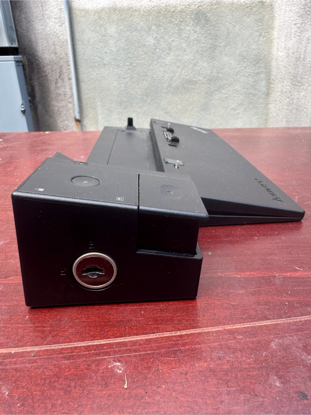 Lenovo ThinkPad Pro Docking Station - photo 2