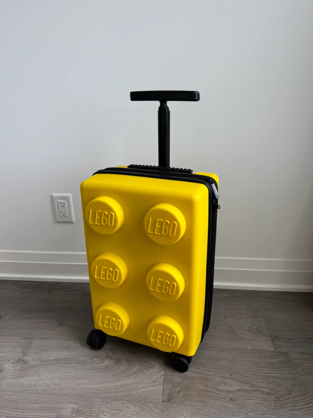 LEGO Luggage Expandable Trolley