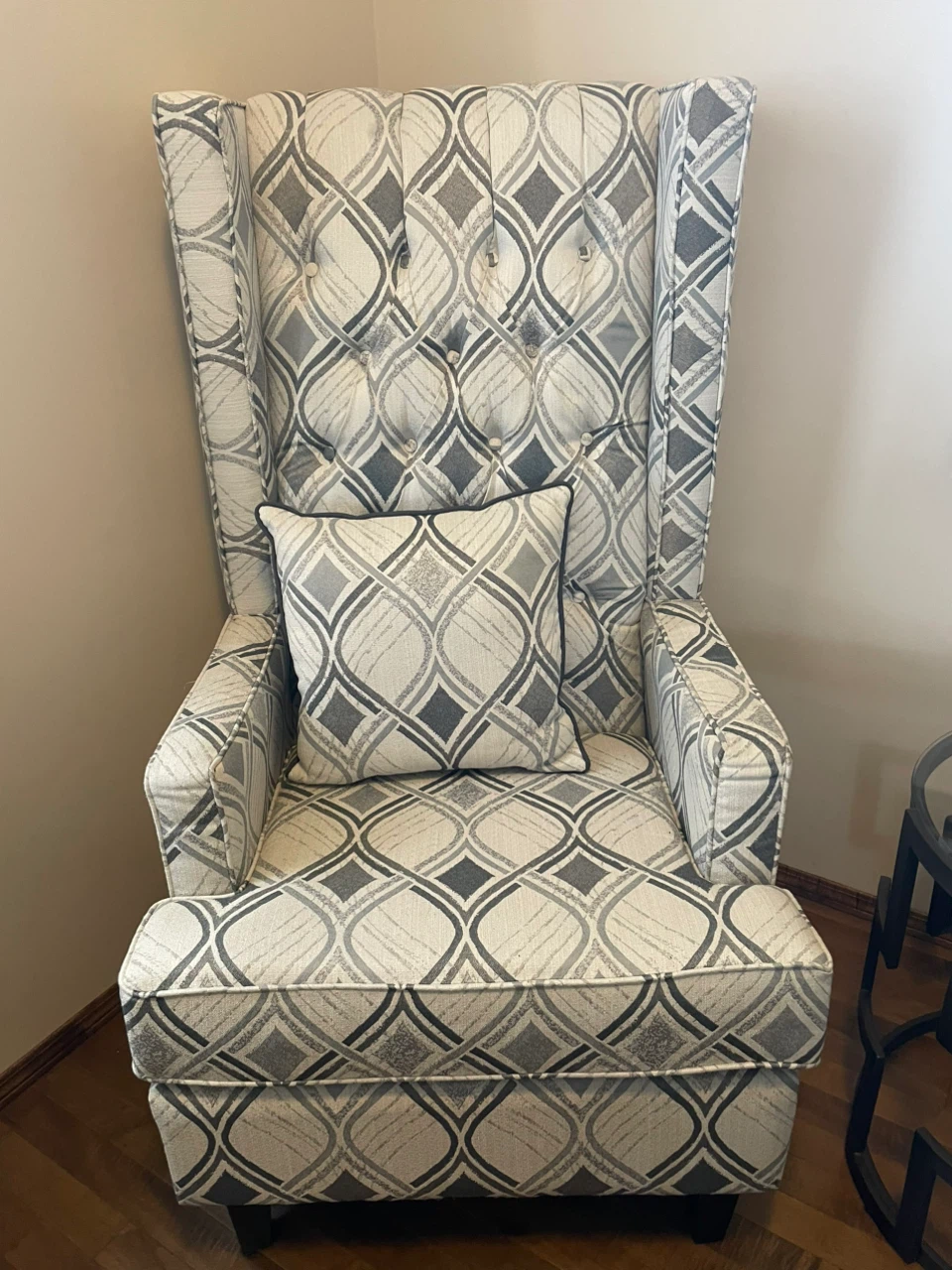 Patterned Wingback Accent Chair - photo 2