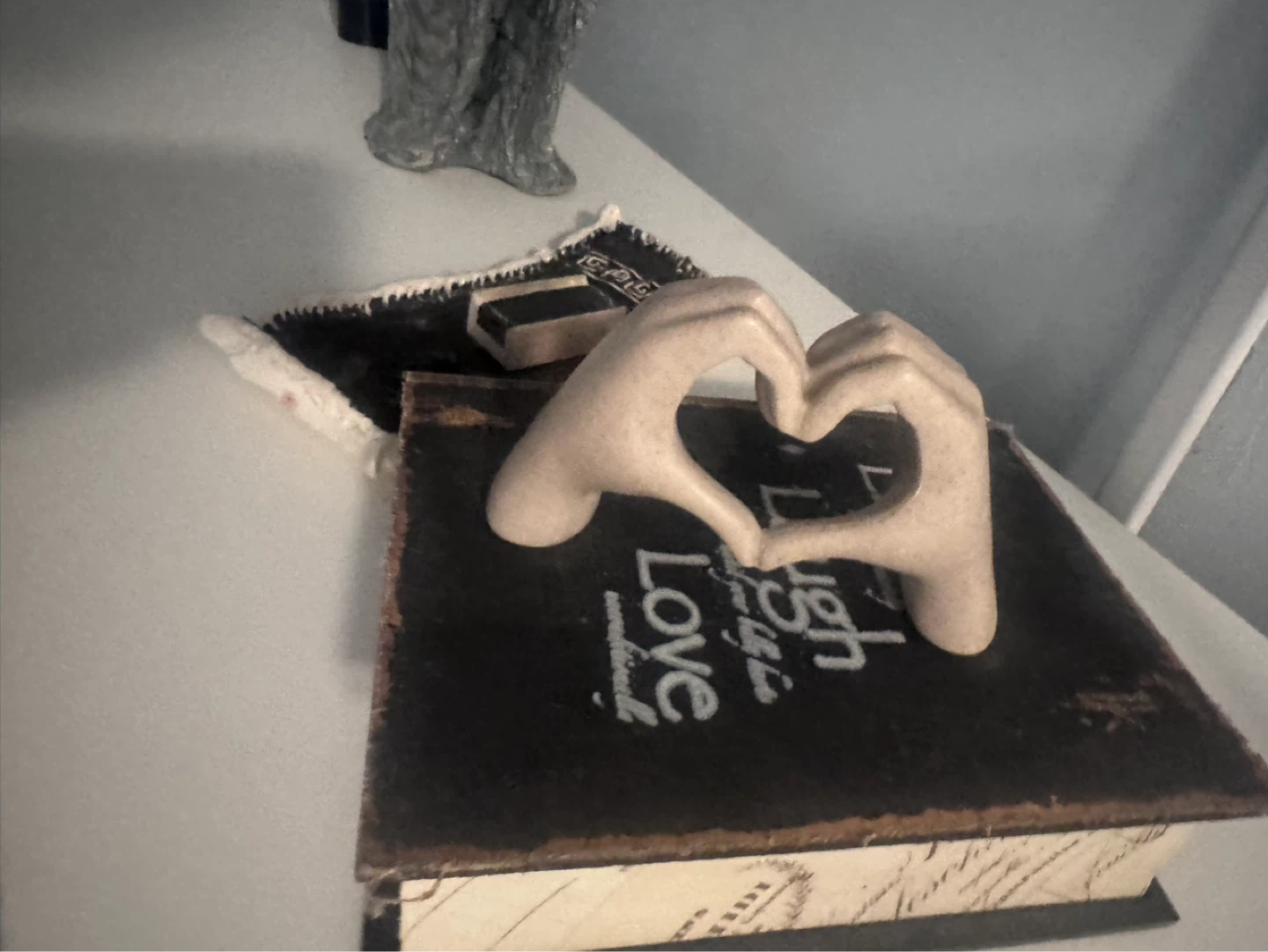 Heart Shape Hands Decor
