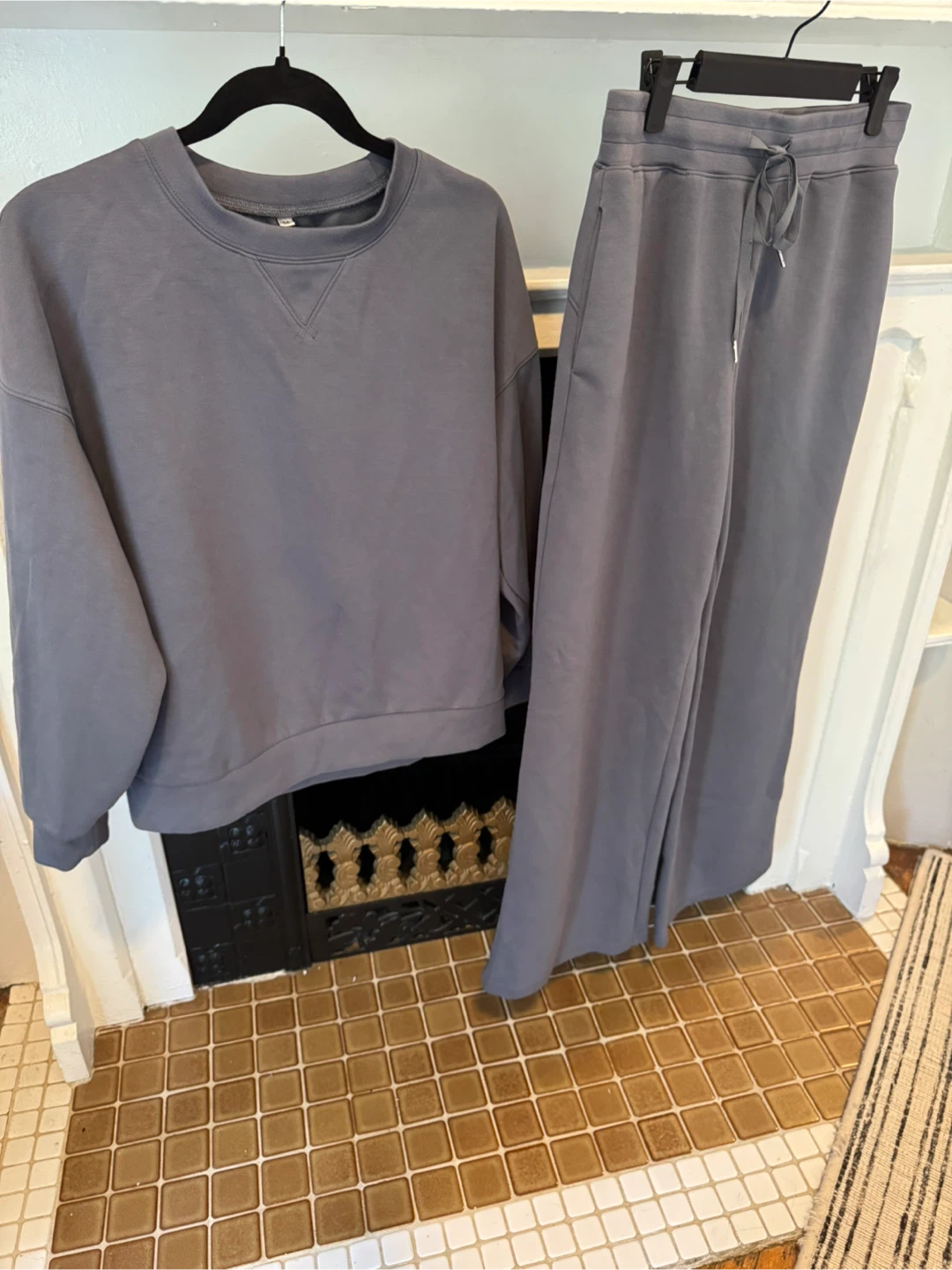 Women’s Blue Sweatshirt and Pants Set - Size M - photo 4