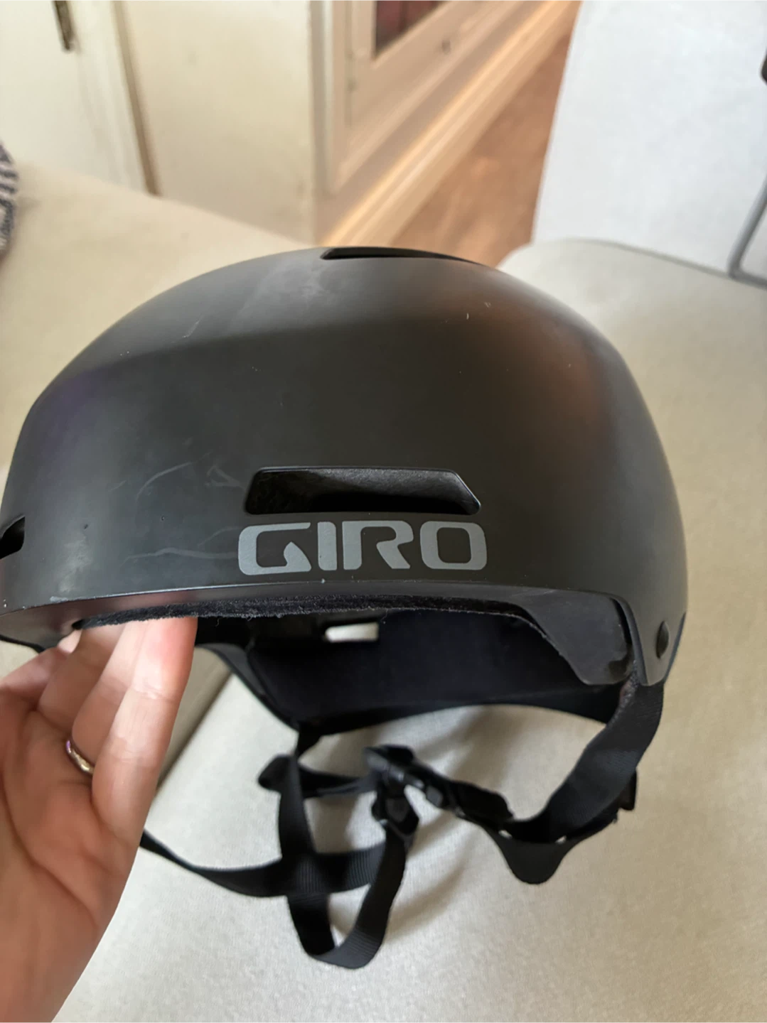 MOVING SALE : Giro Bike Helmet
