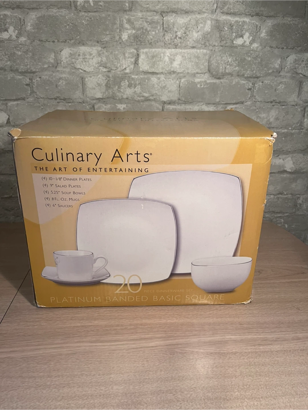 Culinary Arts 20-Piece Platinum Banded Dinnerware Set