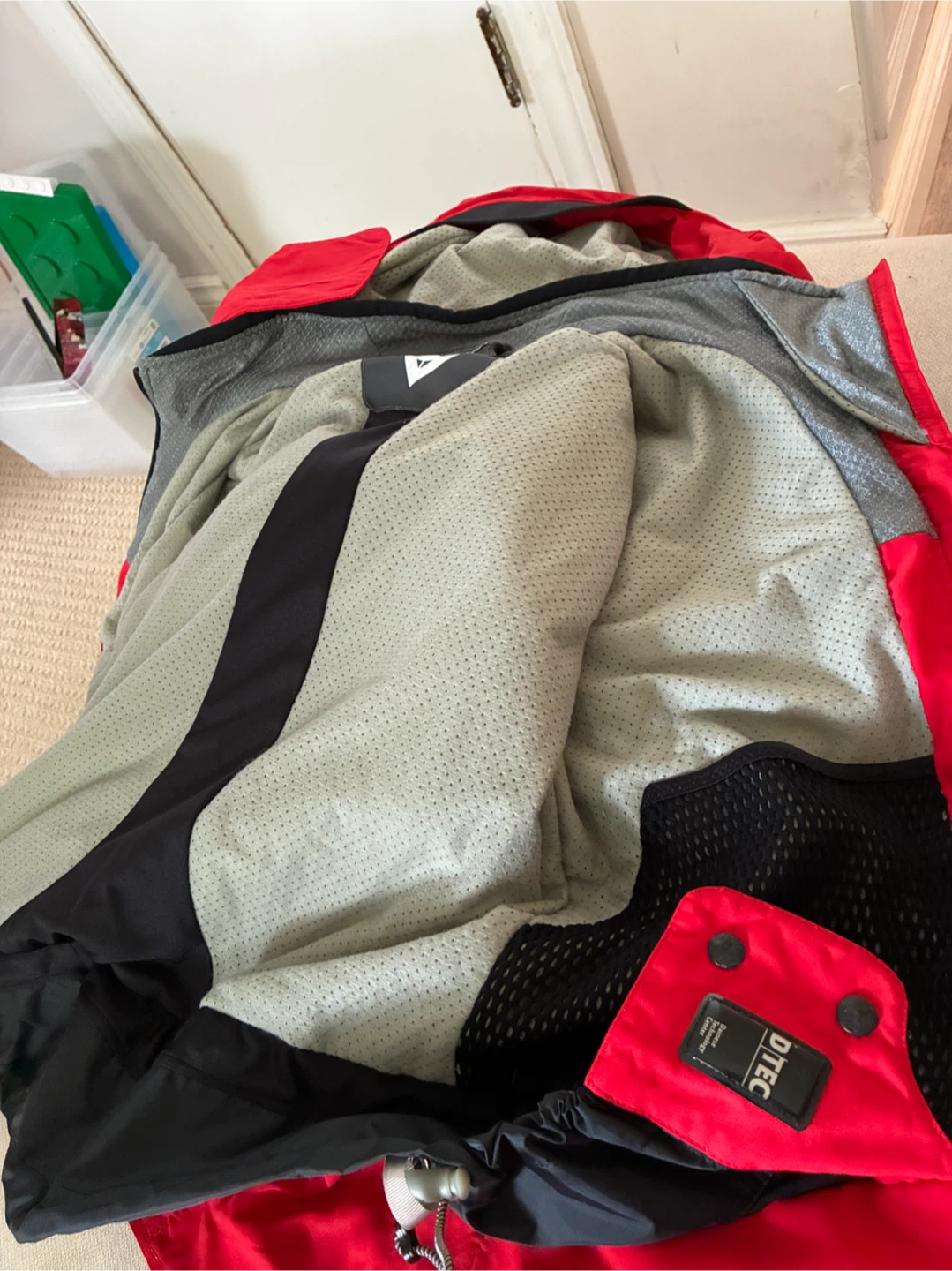MOVING SALE: Waterproof Dainese Winter Jacket - photo 5