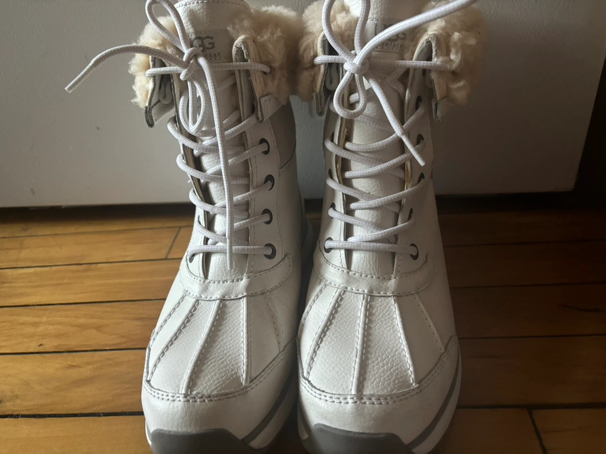UGG White Lace-Up Fur Lined Winter Boots