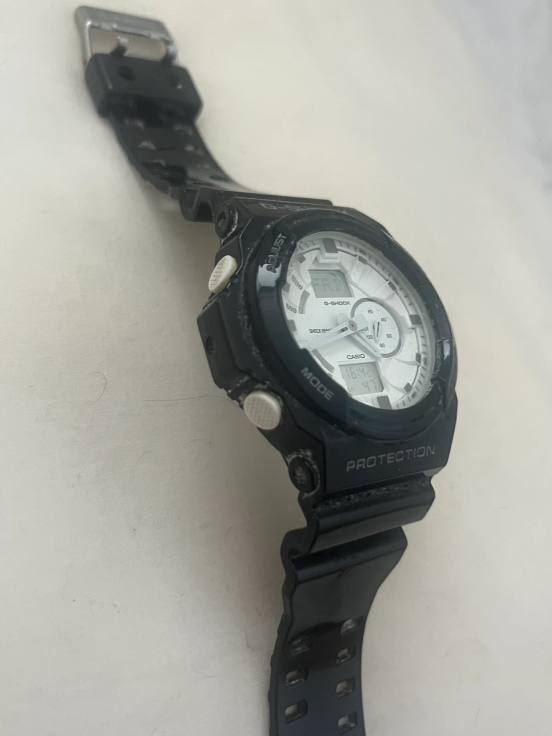 Casio G-Shock Watch Black and White - photo 3