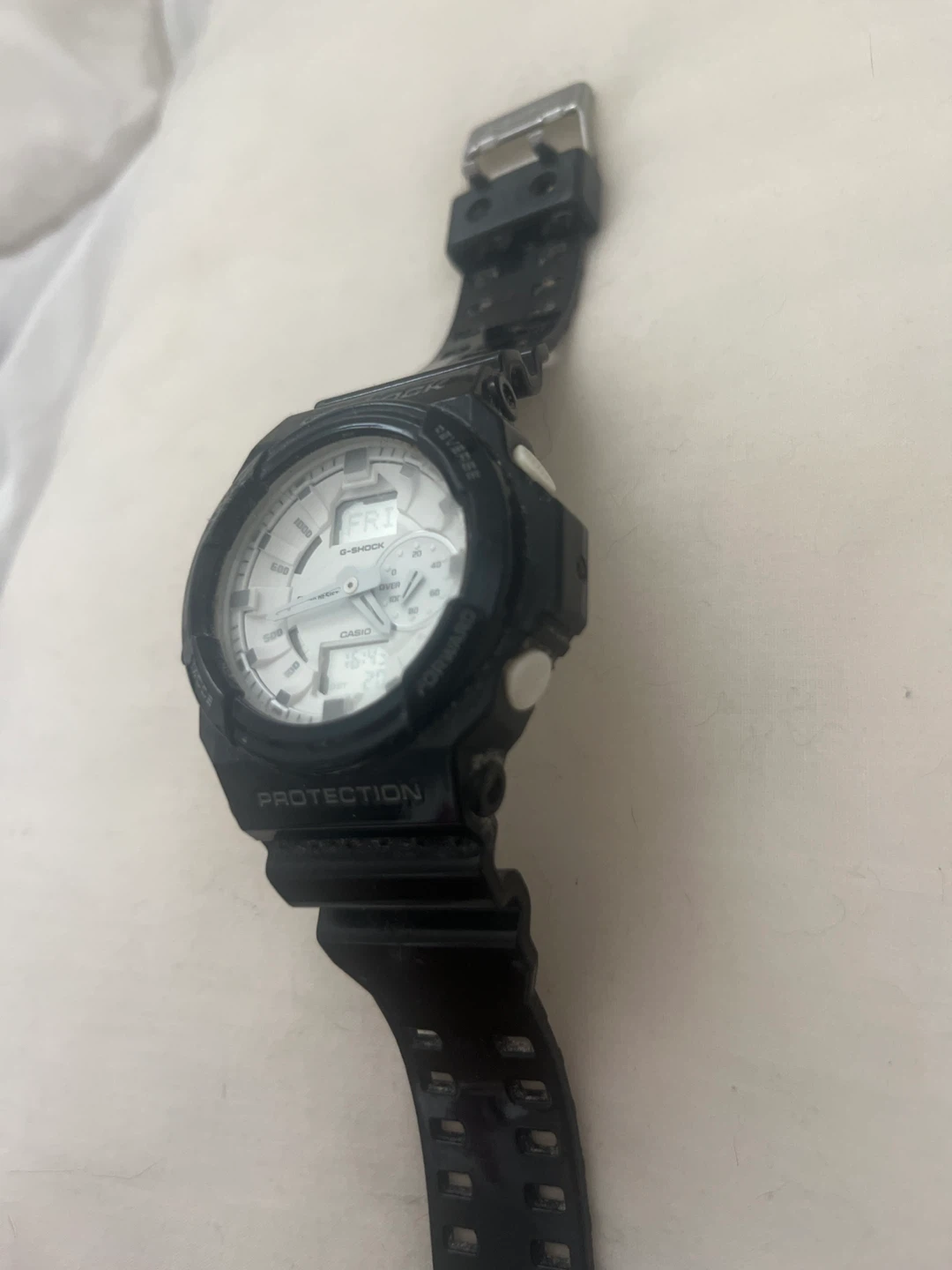 Casio G-Shock Watch Black and White - photo 4