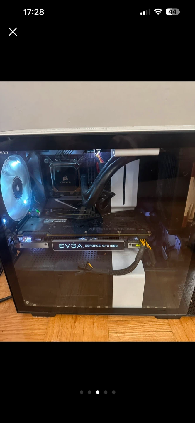 Gaming Setup Accessories Bundle - photo 4