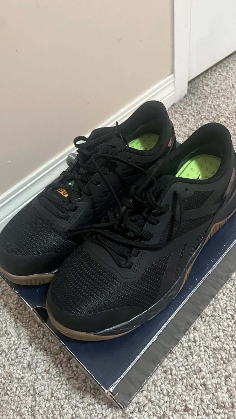 Reebok Warehouse shoes - photo 4