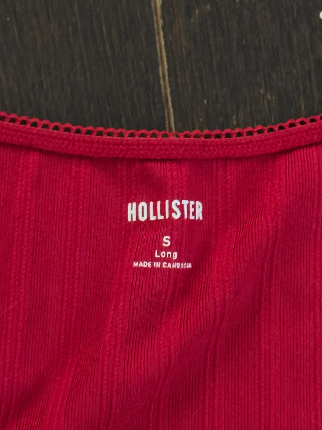 Hollister Red Pointelle Seamless Fabric Scoop Top - photo 2