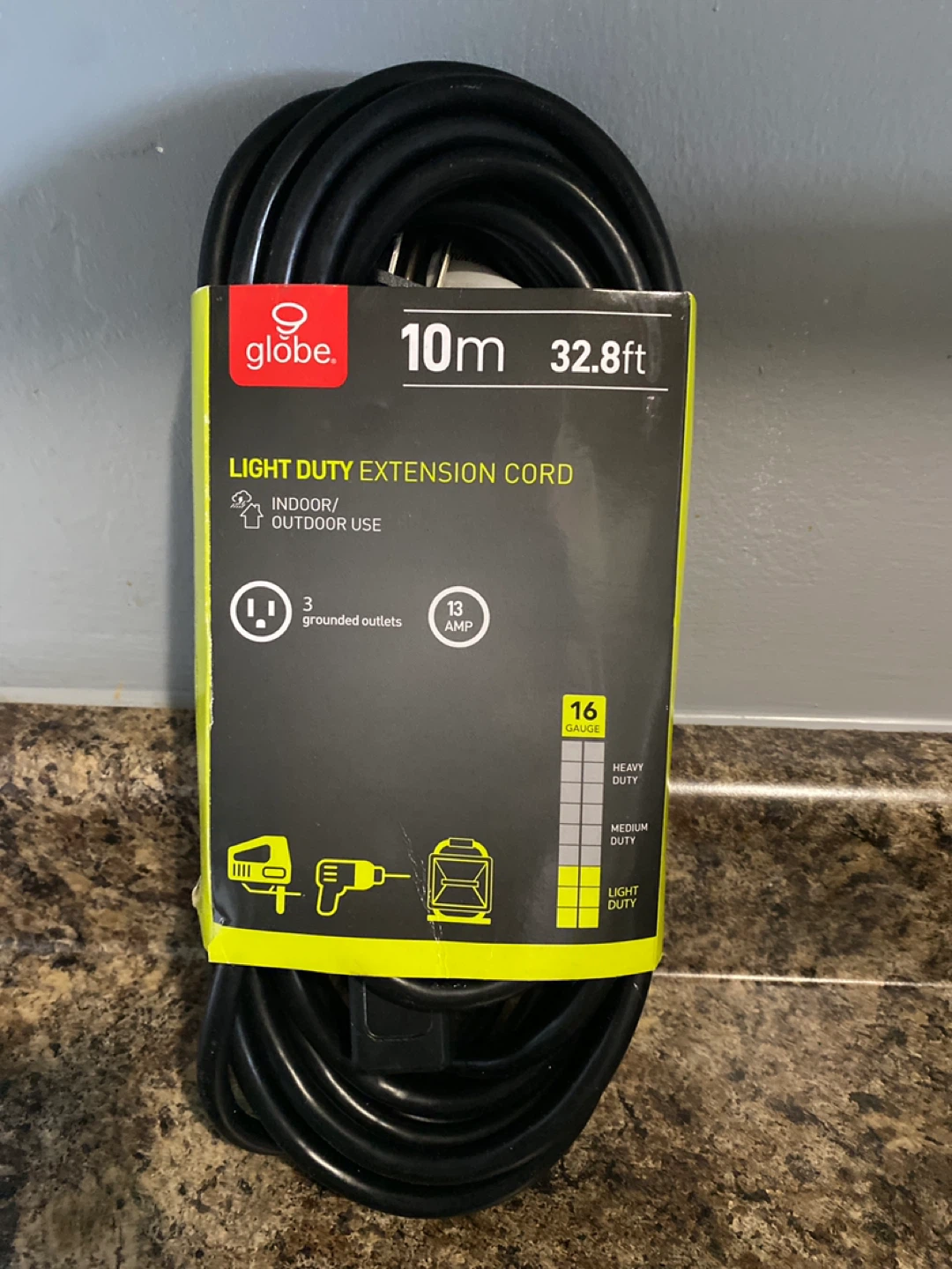 Light duty extension cord