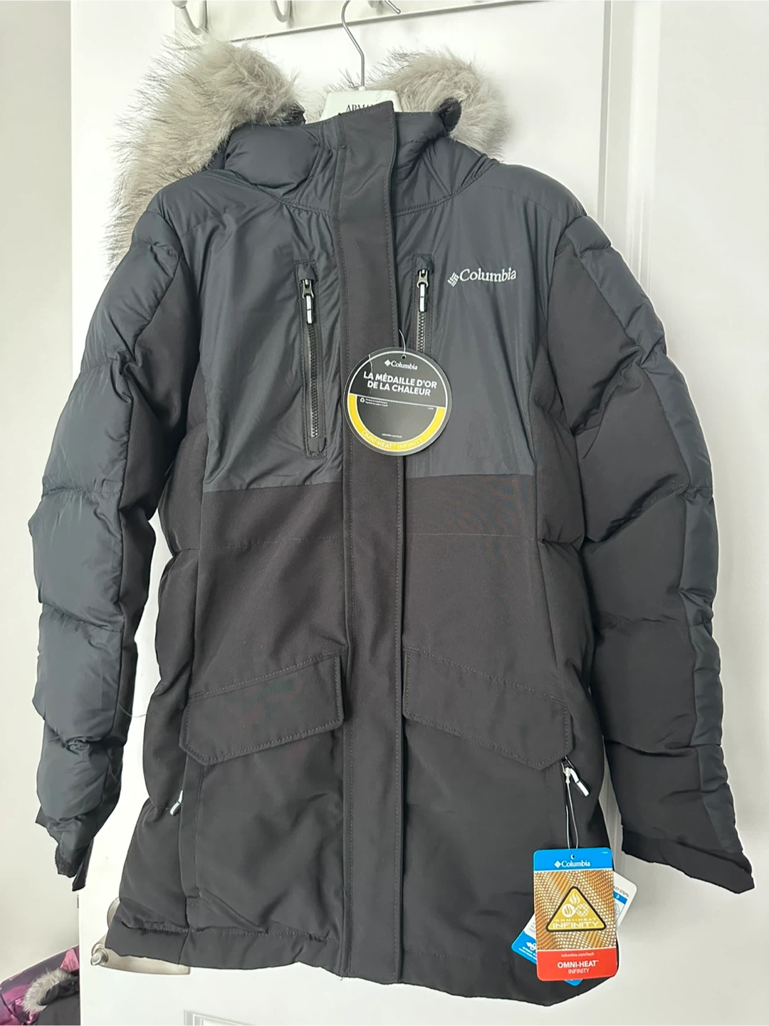 Brand new Columbia Youth Marquam Peak Fusion II Parka Youth M