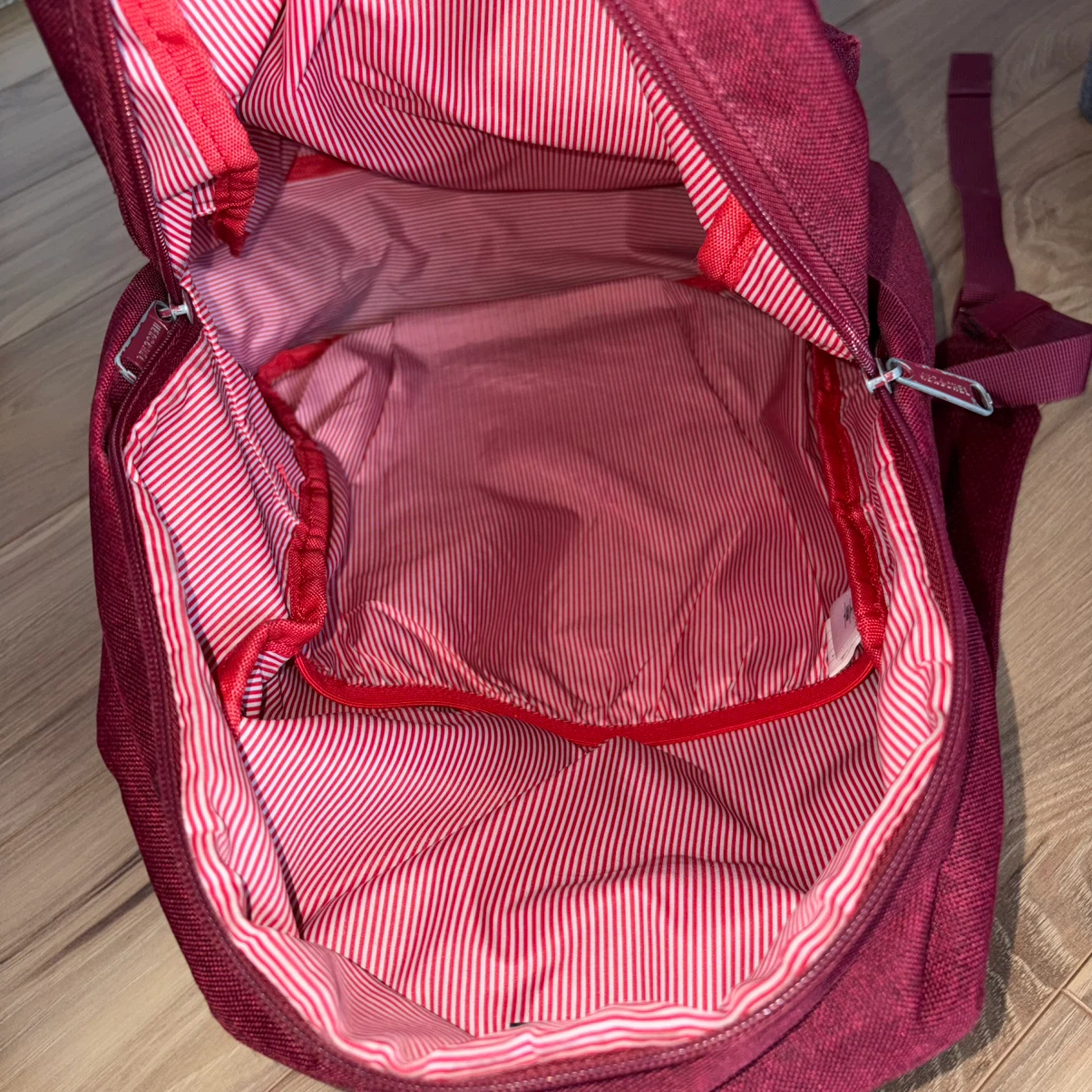 Herschel Backpack - photo 4